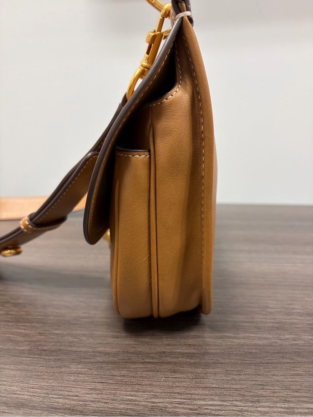 Tory Burch Small James Leather Saddle Crossbody Bag in Tan - Picture 8 of 13